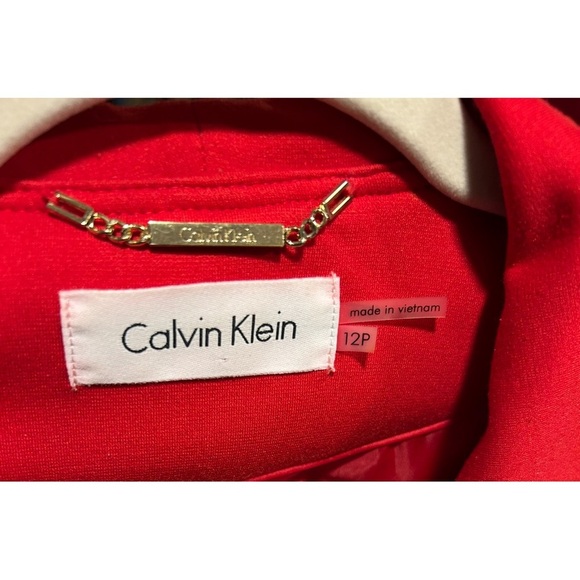 Calvin Klein Women’s Red Size 12P Ruffle Front Blazer - Picture 4 of 4